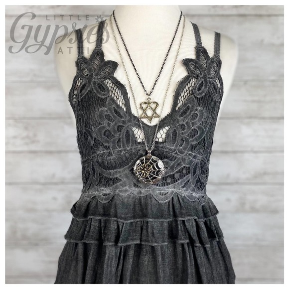 POL Sweet Burnout Flirty Lace Top - Picture 5 of 11